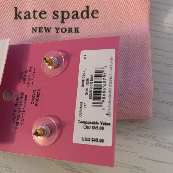 🎄☃️🎁NWT Kate Spade Earrings Bourgeois Bow Studs in Rose Gold🎁☃️🎄 - Picture 4 of 4